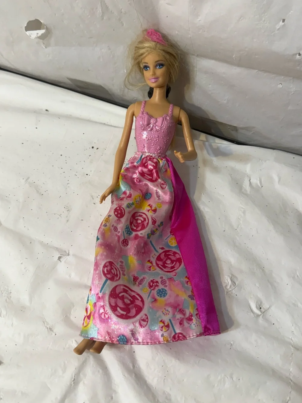 Mattel Barbie Dreamtopia Fairytale Dress Up doll